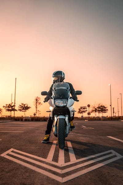 Sublimez votre honda cbr 125 avec des kits déco personnalisés